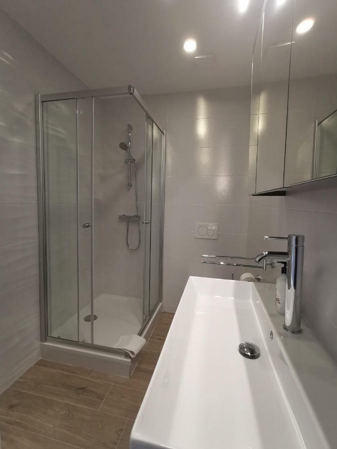 Apartments Tonkita With Jacuzzi มาคาร์สกา ภายนอก รูปภาพ